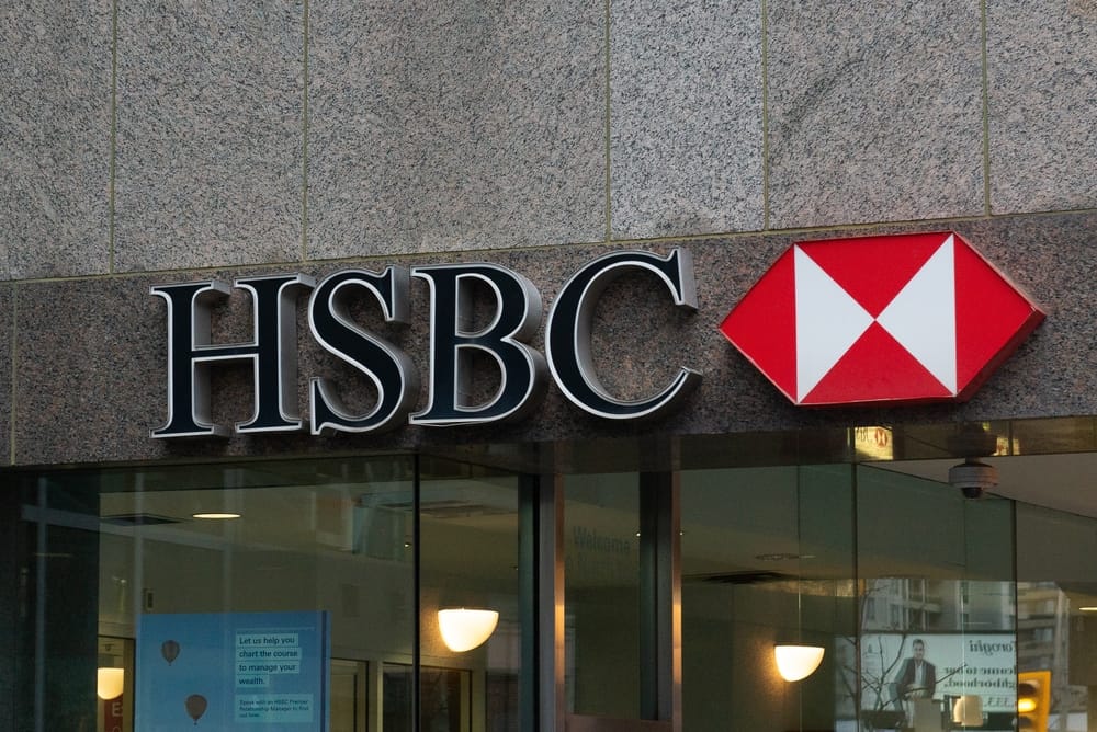 HSBC's Rate Rebellion Quelled by Controversial Approval: Opinion